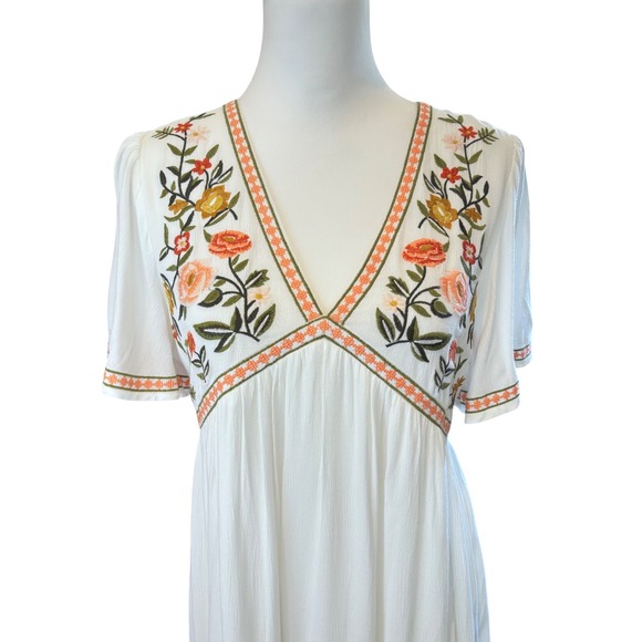 In Loom White Floral Embroidered Boho Cottagecore V-Neck Tiered Midi Dress Large - Picture 3 of 15